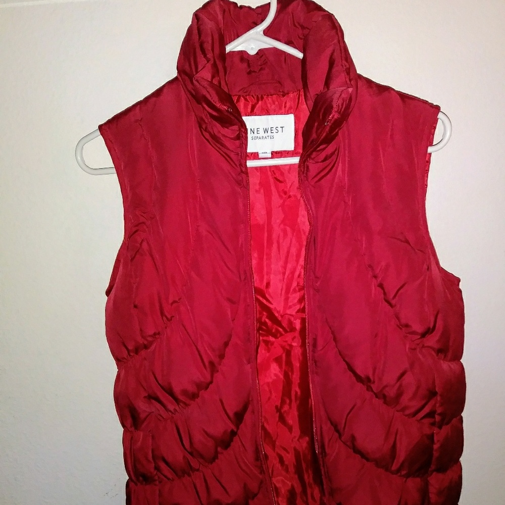 Nine West Red Down Vest Size Small